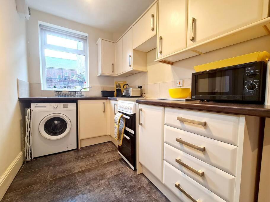 4br House Amazing Location Ecclesall Road